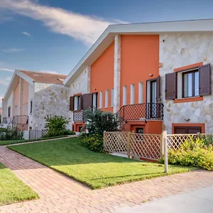https://lumen-house.in-sardinia.net