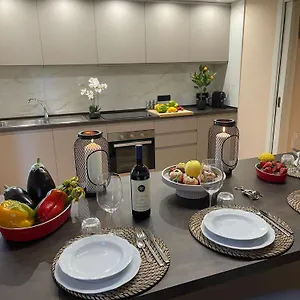 https://casa-la-rocca.it-tuscanyhotel.com